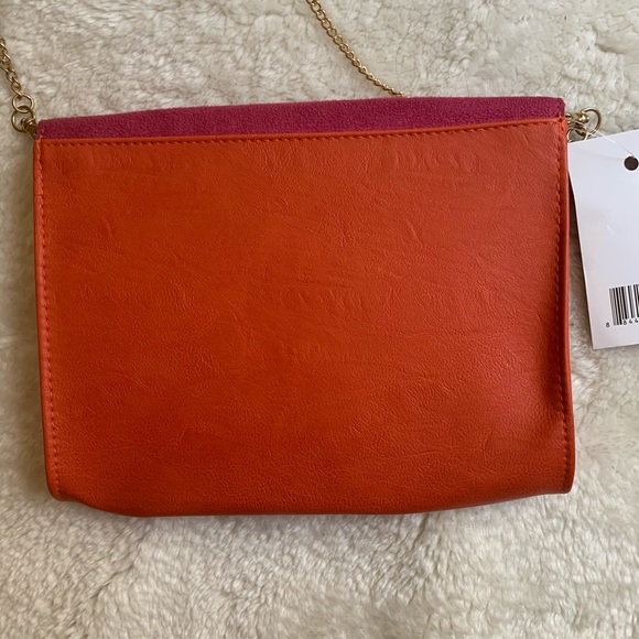 Cute orange and pink purse - Picture 2 of 7